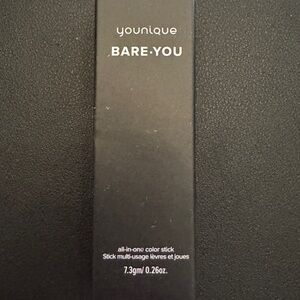 Younique Fresh Orchid Color Stick in Orchid